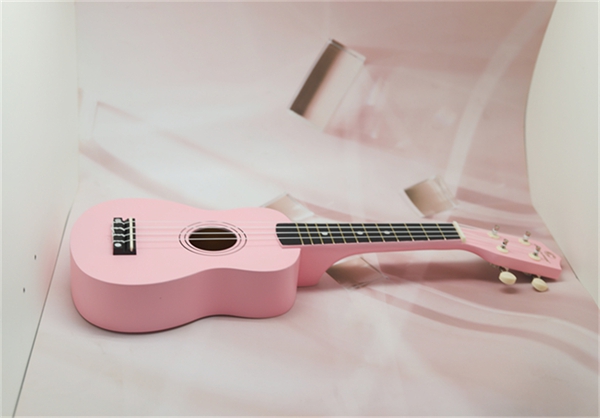 CONJURER UKULELE